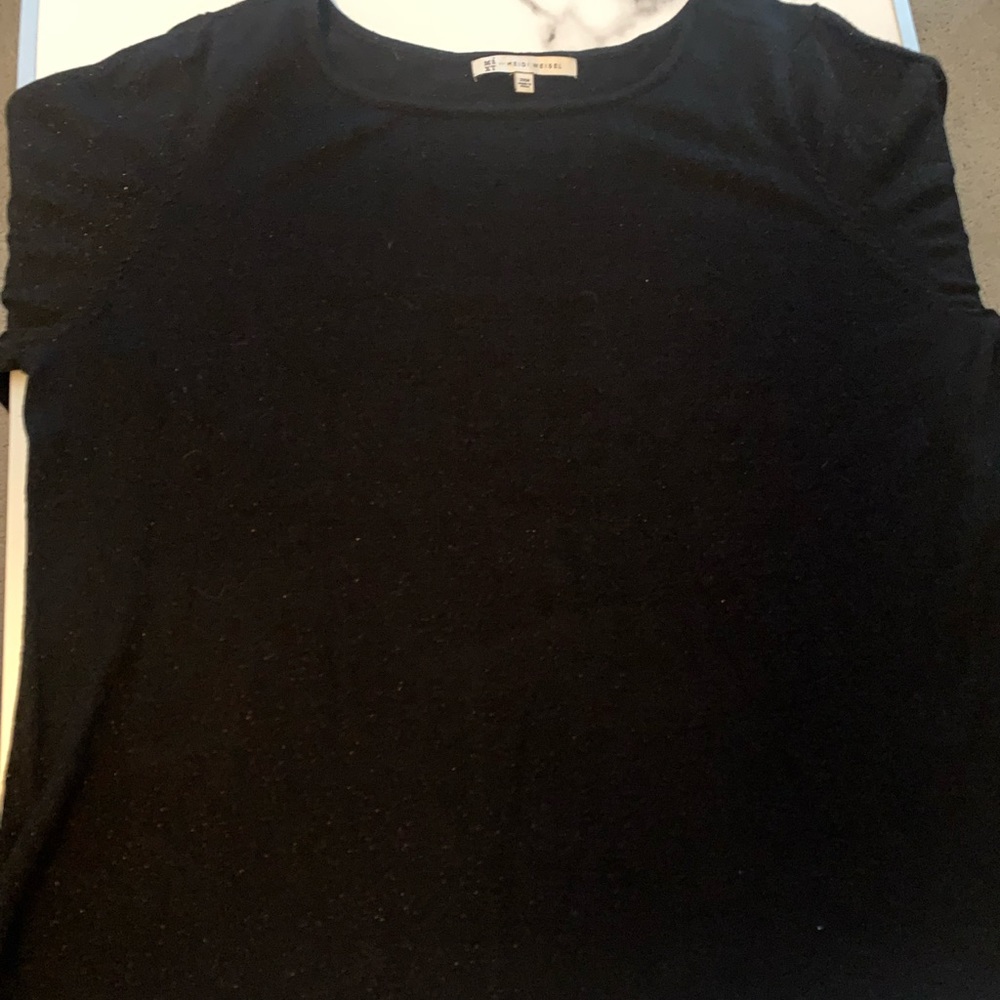 Keyhole sleeve sweater